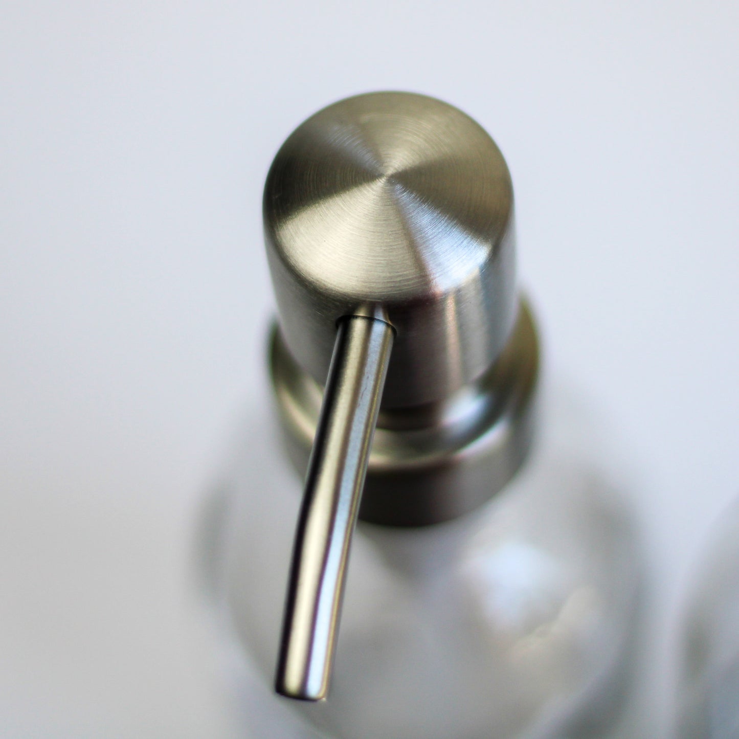 200ml Glass Dispenser with Metal Pump