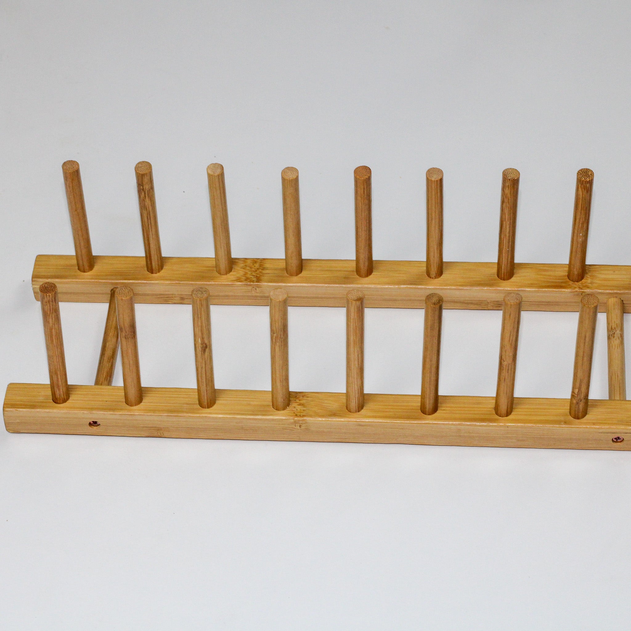 Bamboo plate stand hotsell